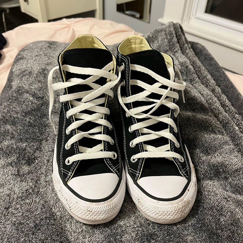 High-top Converse